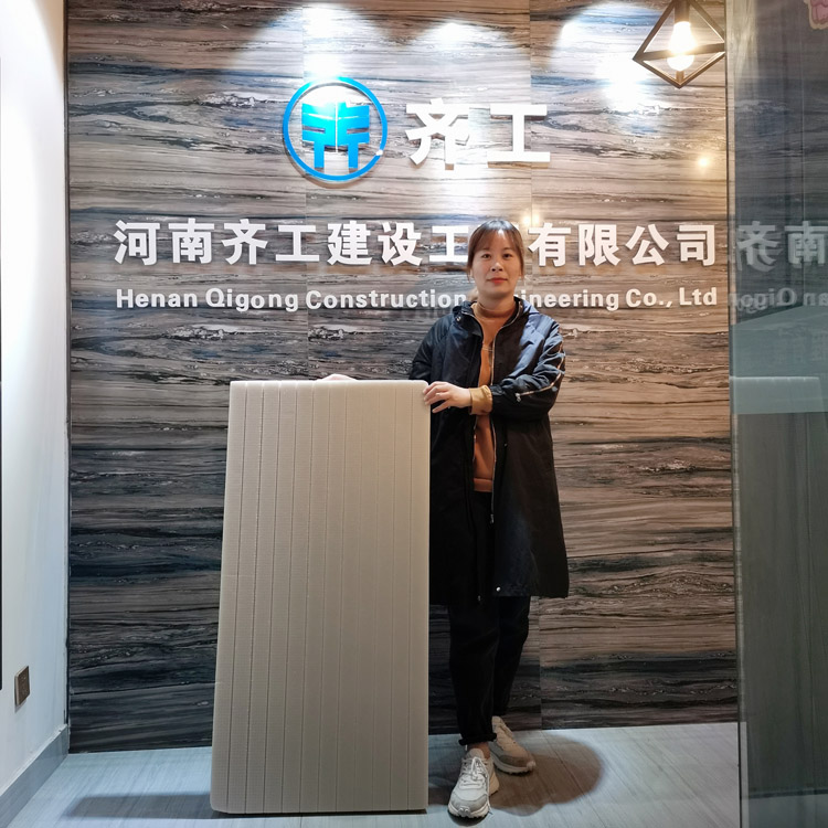 挤塑板外层预防泛白的措施 挤塑板外层预防泛白的措施